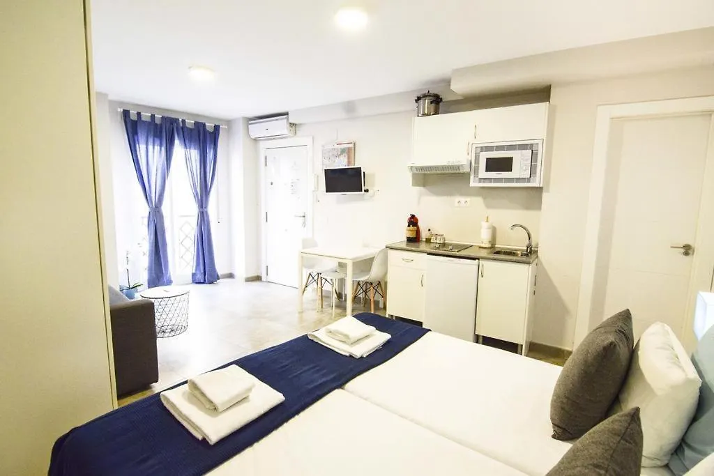 Apartamentos Centro Salecianos Malaga Apartment